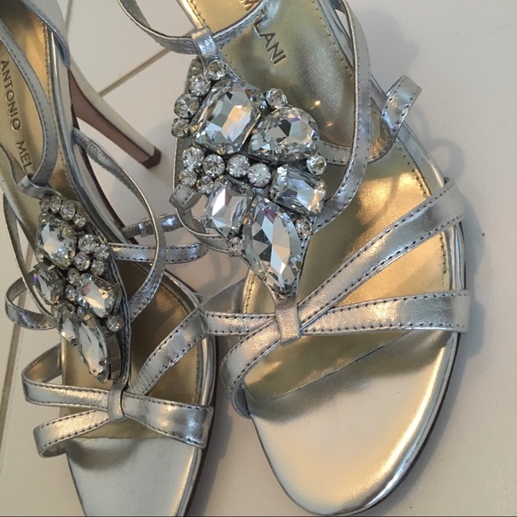 NWOB Antonio Melani Silver Jeweled Heels - Picture 2 of 4